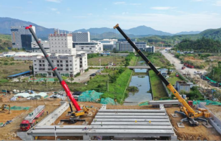 龙潭长江大桥建设使用起重滑车