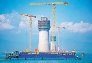黄茅海跨海通道建设使用起重滑车