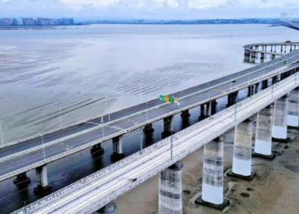 贵州金烽乌江大桥建设使用起重滑车